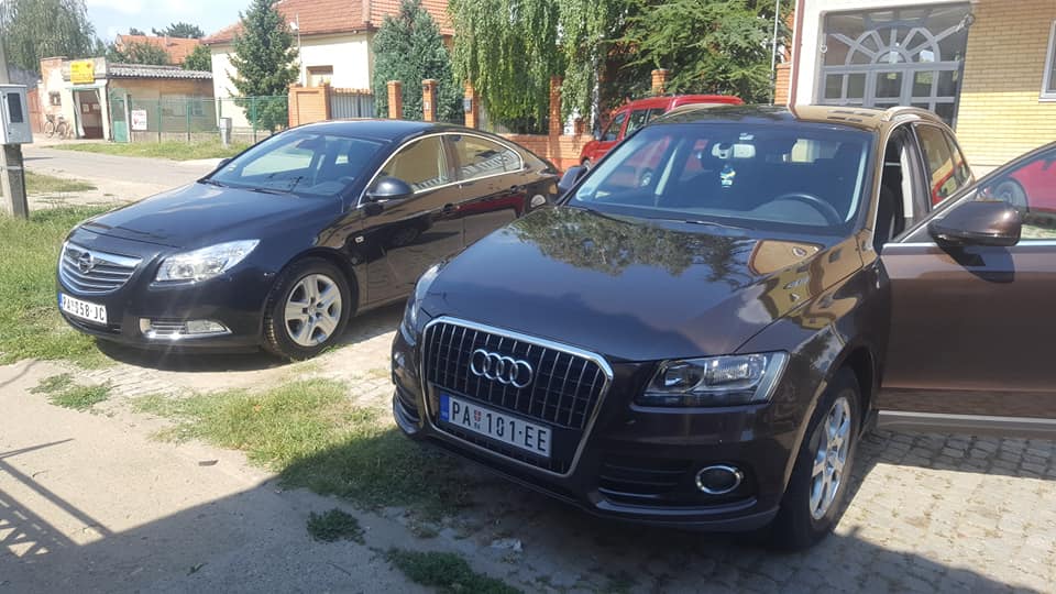 Crni automobil, Audi